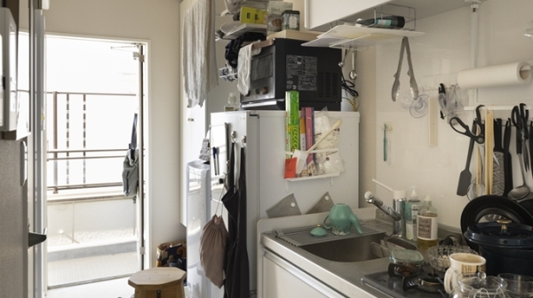 東京に飽きかけていた彼女の初ひとり暮らし